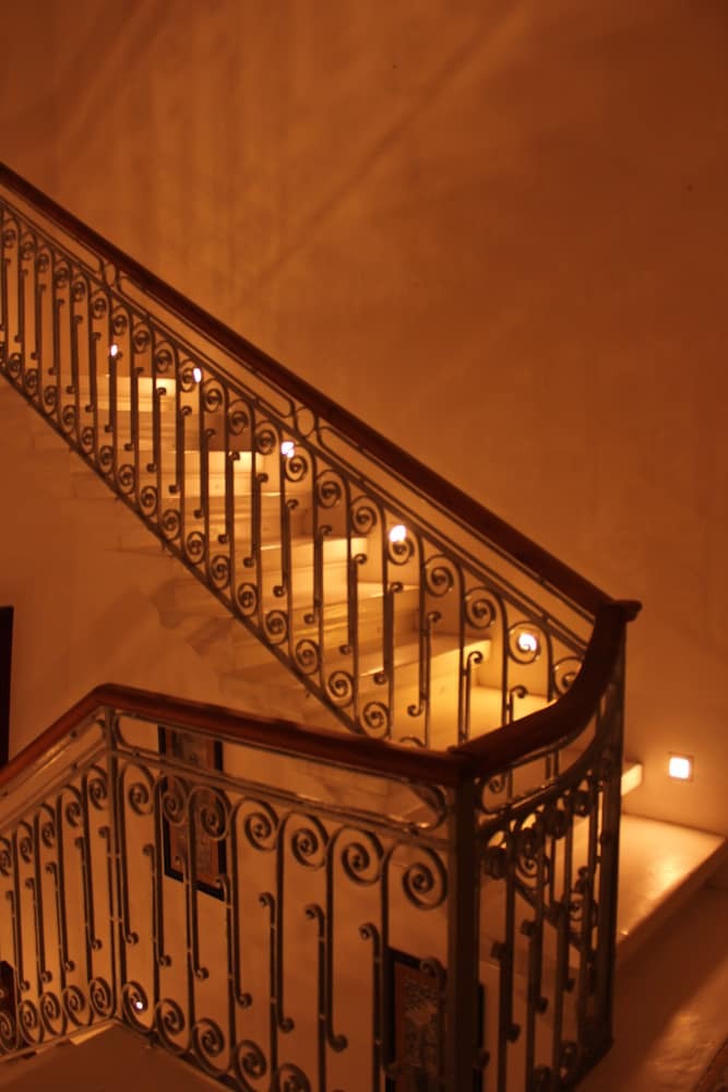 Hotel Maleth Inn Guest House