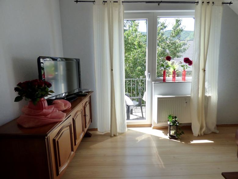 Relaxen Im Winzerdorf Mayscho�