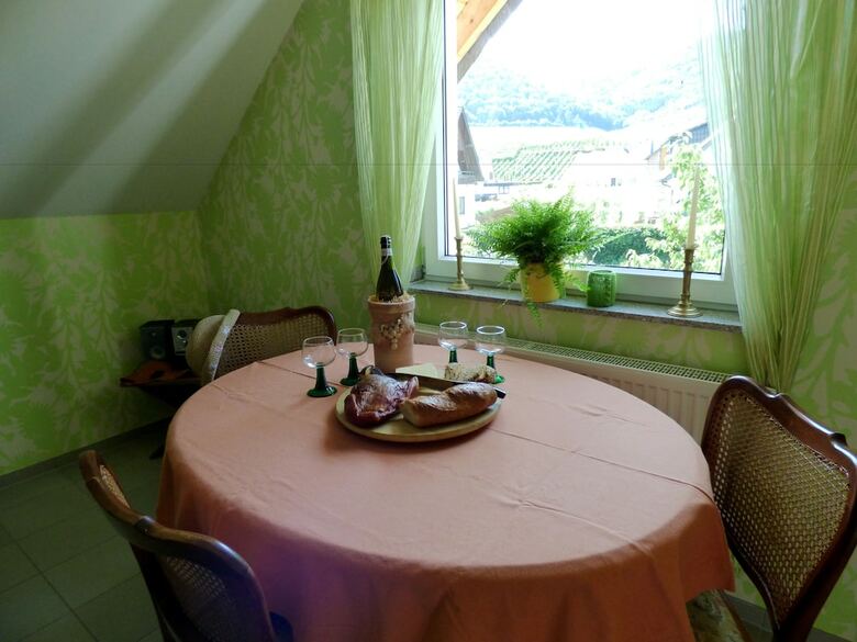Relaxen Im Winzerdorf Mayscho�