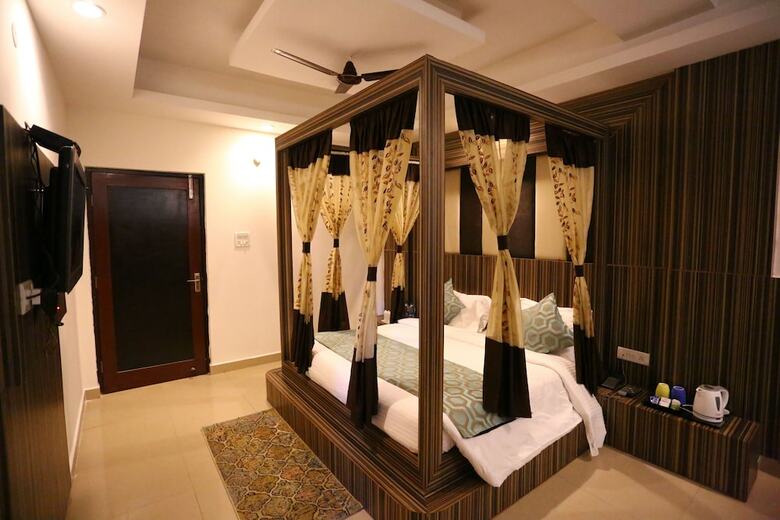Hotel Maharaja Inn