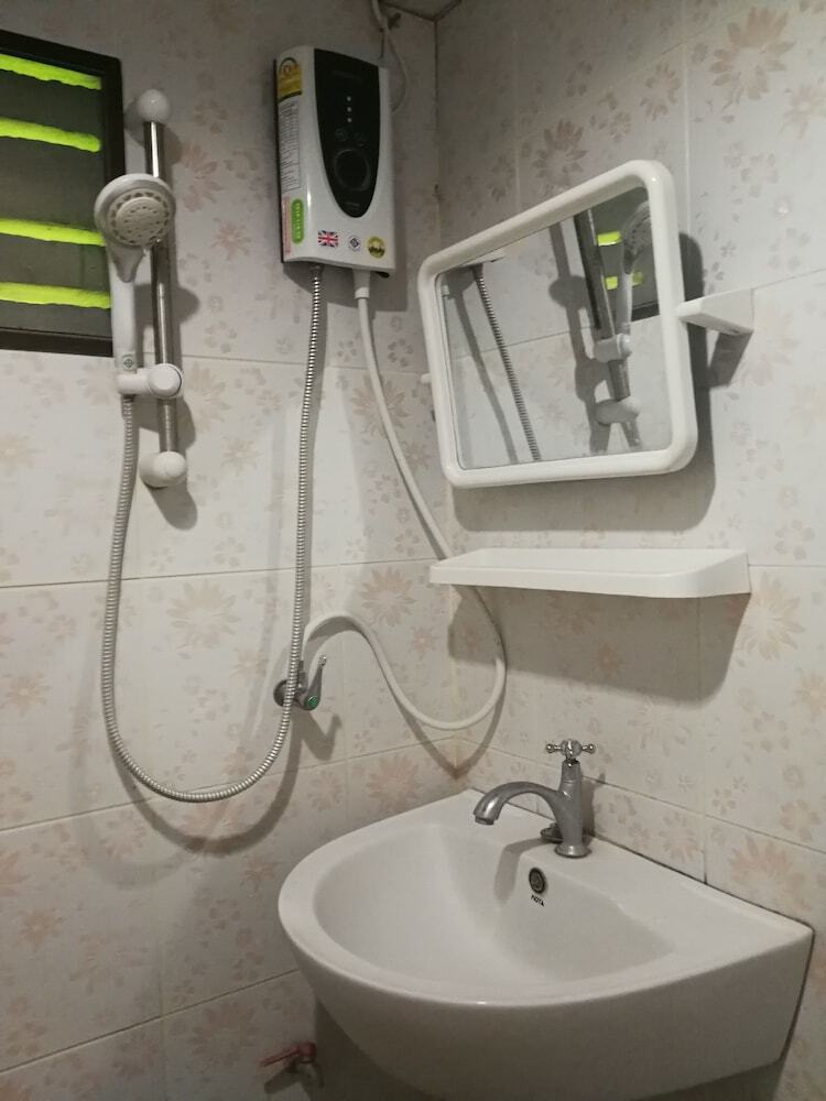 Hotel Ingkamol Homestay