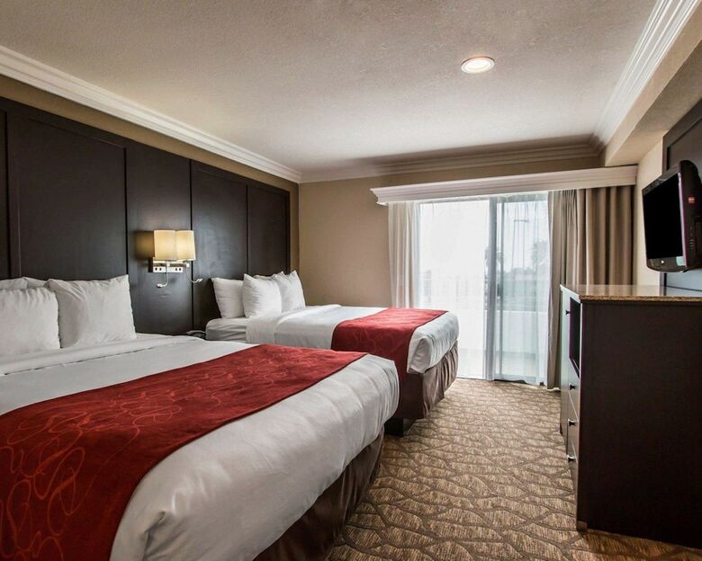 Hotel Comfort Suites San Clemente Beach