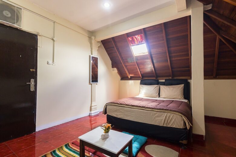 Hotel Pele Backpacker Guesthouse