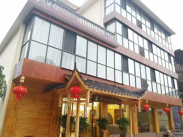 Posada The Bamboo Inn With Mountain-view