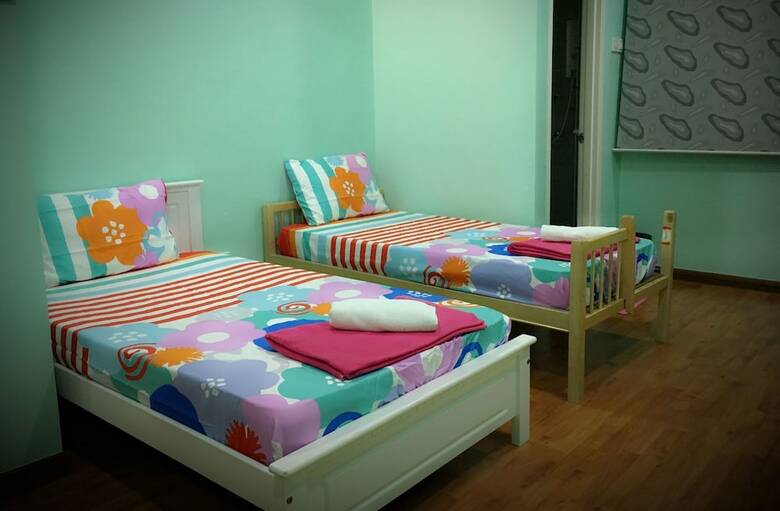 Ibook 1 - Luxury Holiday Homestay