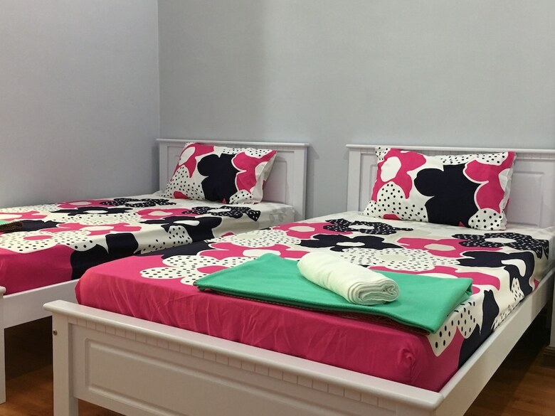 Ibook 1 - Luxury Holiday Homestay