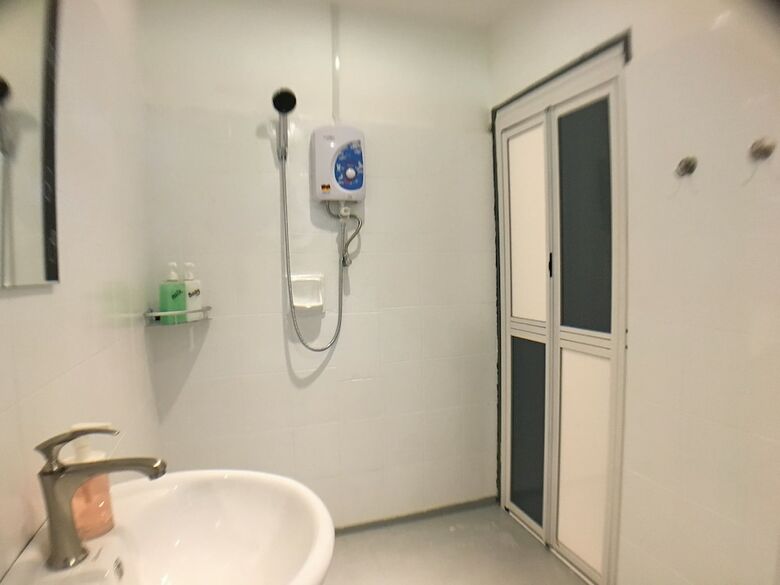 Hotel Ibook 4 - Deluxe 2bedroom Gurney Suites