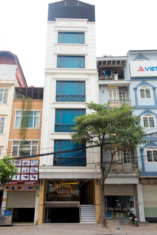 Honeymoon Hotel & Apartment