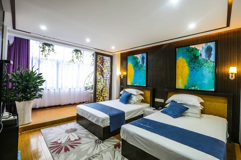 Hostal Ya Zhai Fu Ren Inn