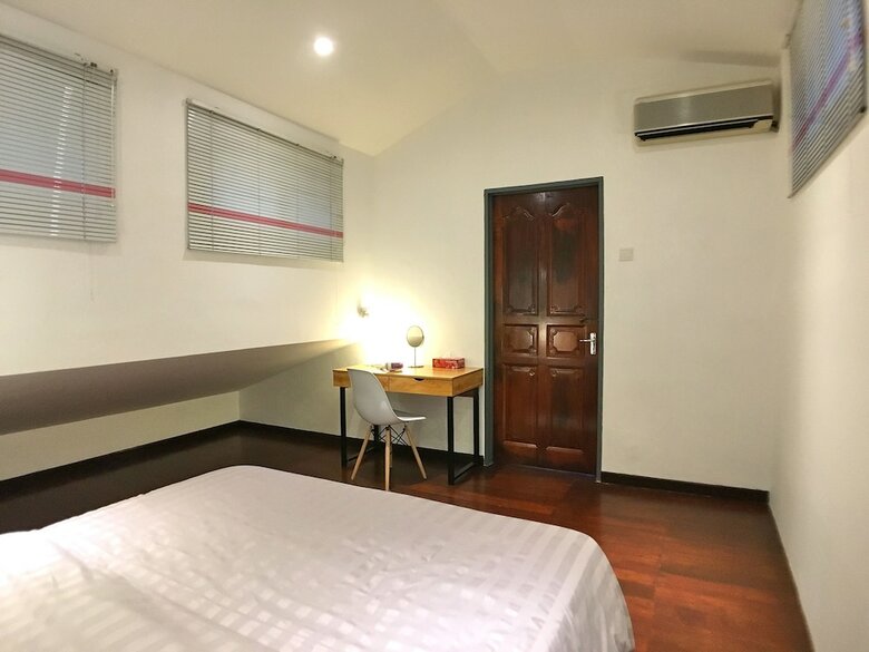 Ibook 10 - Deluxe Loft Suites Room