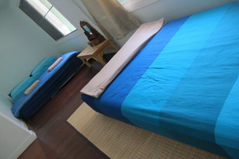 Hostal The Oasis Hostel - Adults Only
