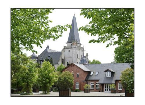 Hotel Schlo� Tremsb�ttel