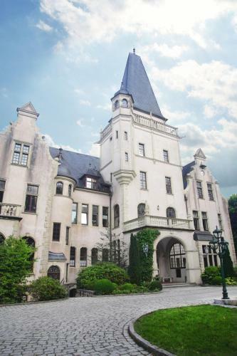 Hotel Schlo� Tremsb�ttel