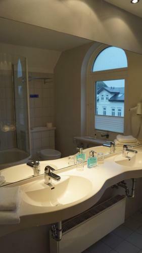 Hotel Garni Sylter Hof Und Villa Kristina
