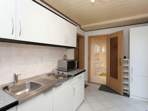Quaint Holiday Home In Altenfeld Thuringia With Garden