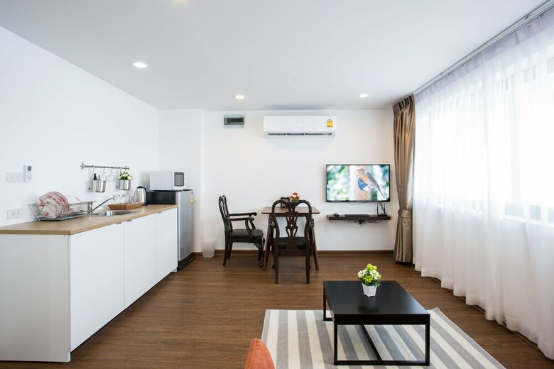 The Suites Apartment & Residence Phuket