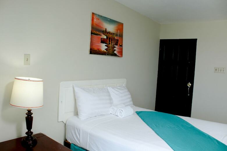 Hotel Ocean Palms Resort