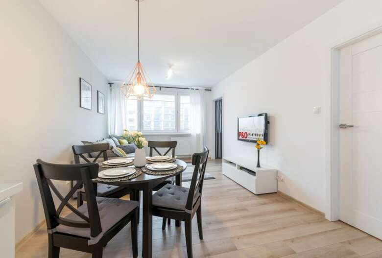 P&o Apartments Metro Wierzbno