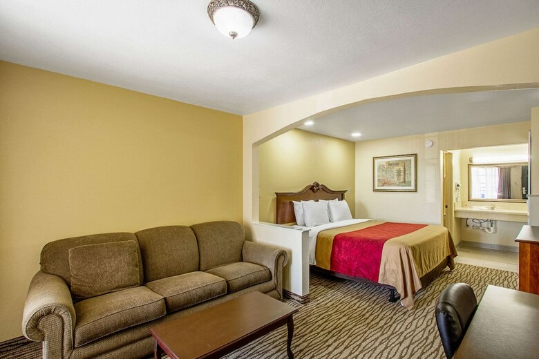 Motel Econo Lodge Inn & Suites