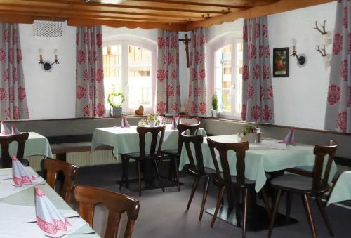 Hostal Gasthof Pension Riedbergerhorn