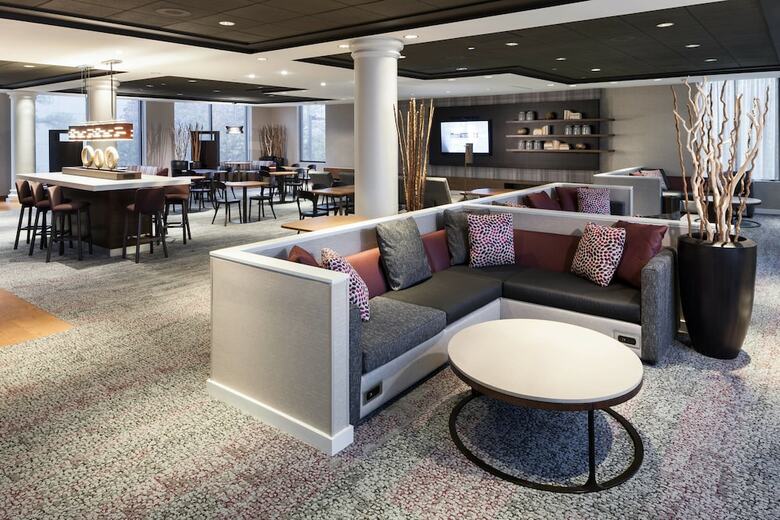 Hotel Courtyard By Marriott Alexandria Old Town/southwest