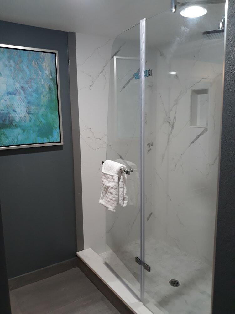 Hotel Best Western Plus Continental Inn & Suites