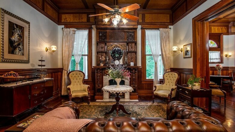 Hogan House At Rose Hill Bed And Breakfast