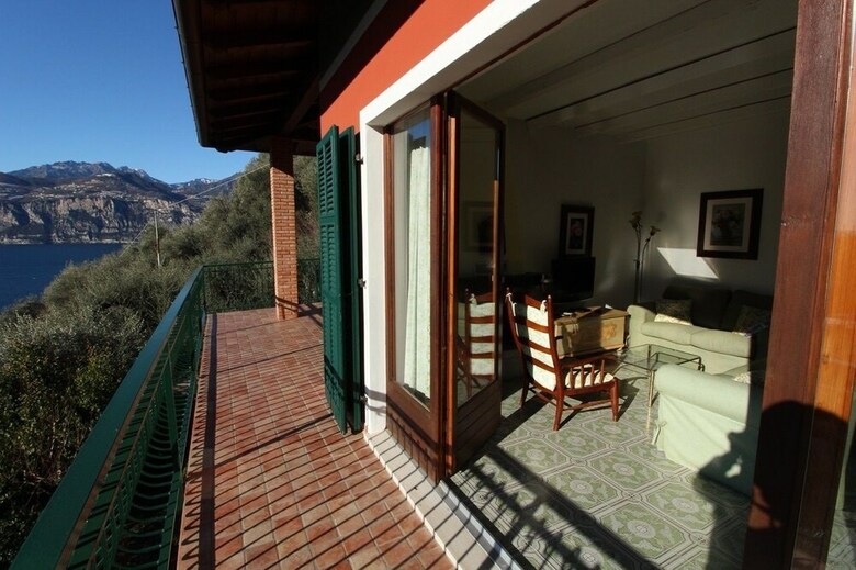 Apartamento Villa With Pool And Beautiful Lake View