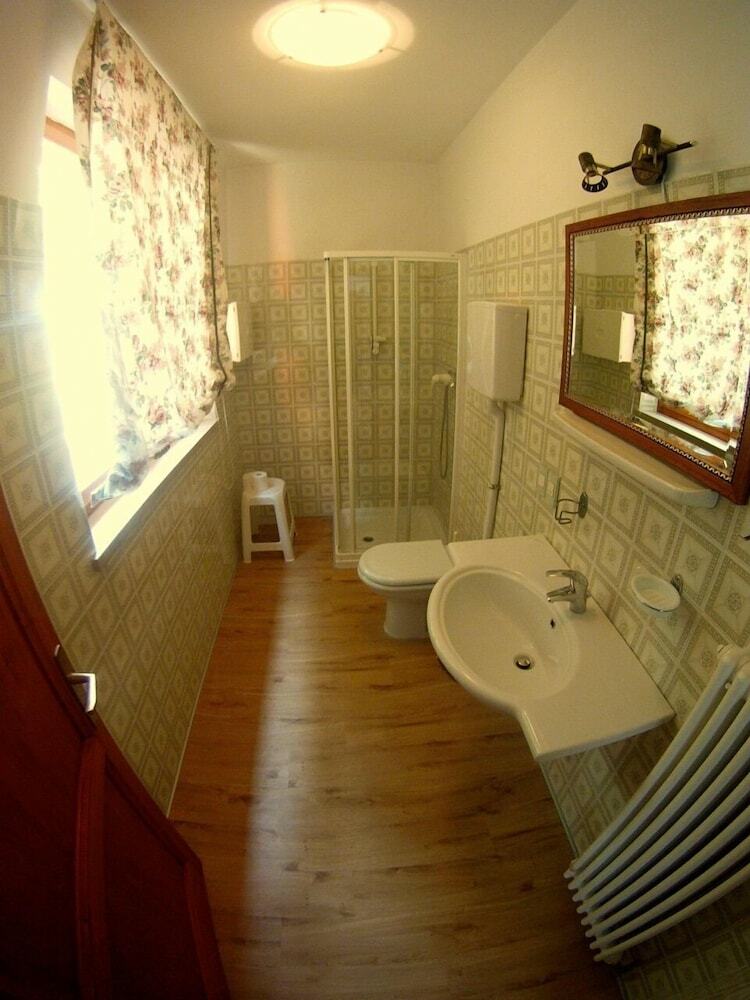Apartamento Villa With Pool And Beautiful Lake View