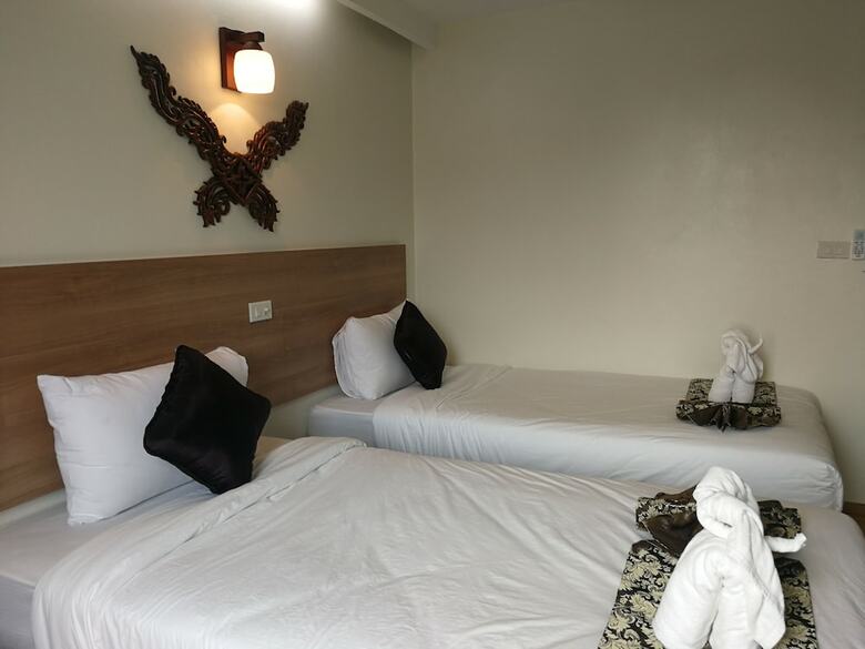 Hotel Narai Iyara Palace Lopburi