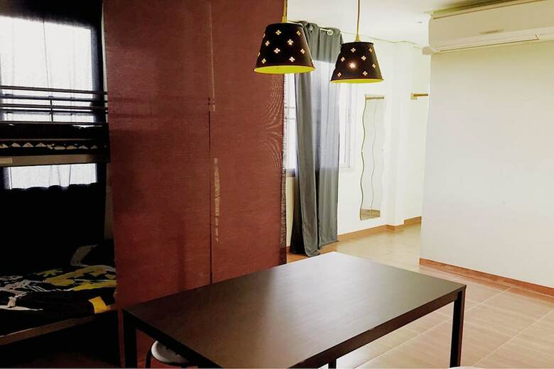 Hostal Hush Hush Cabiner - Hostel