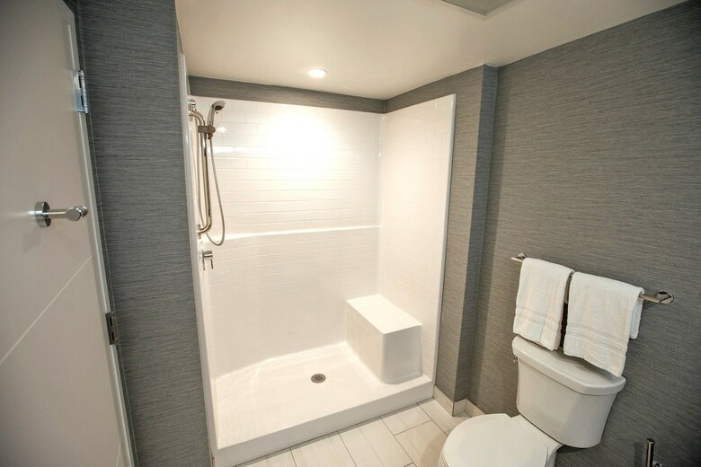 Hotel South Bay Inn & Suites