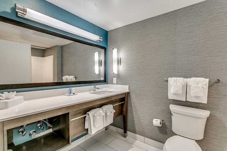 Hotel South Bay Inn & Suites