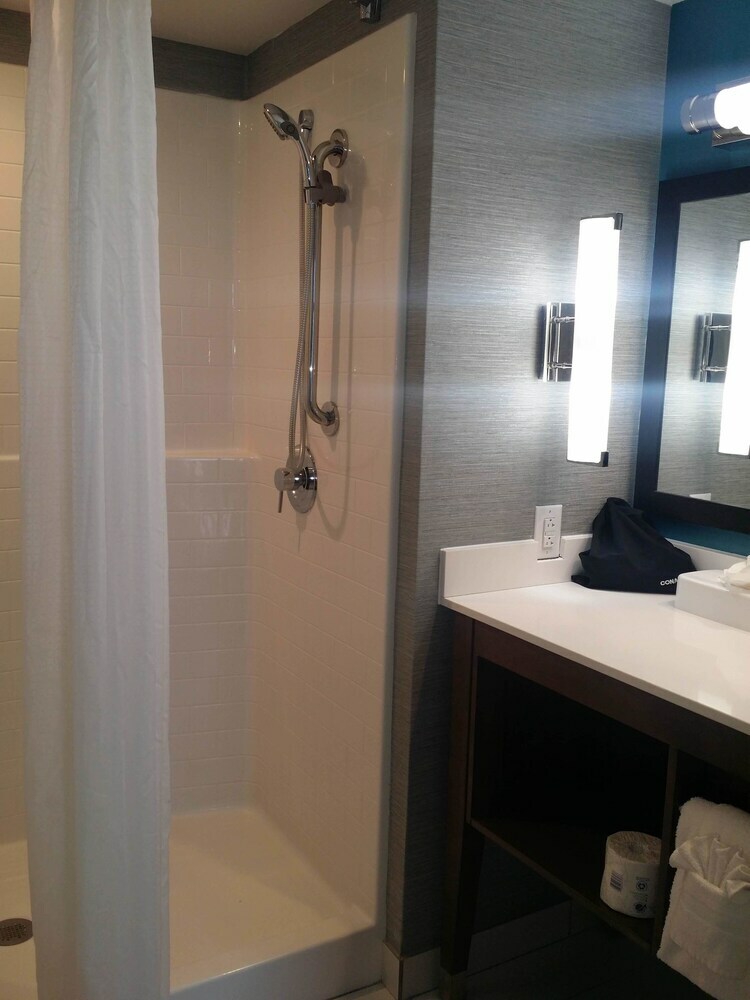 Hotel South Bay Inn & Suites