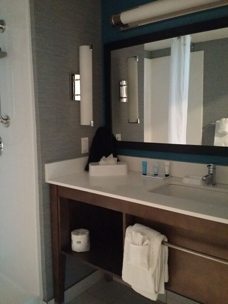 Hotel South Bay Inn & Suites