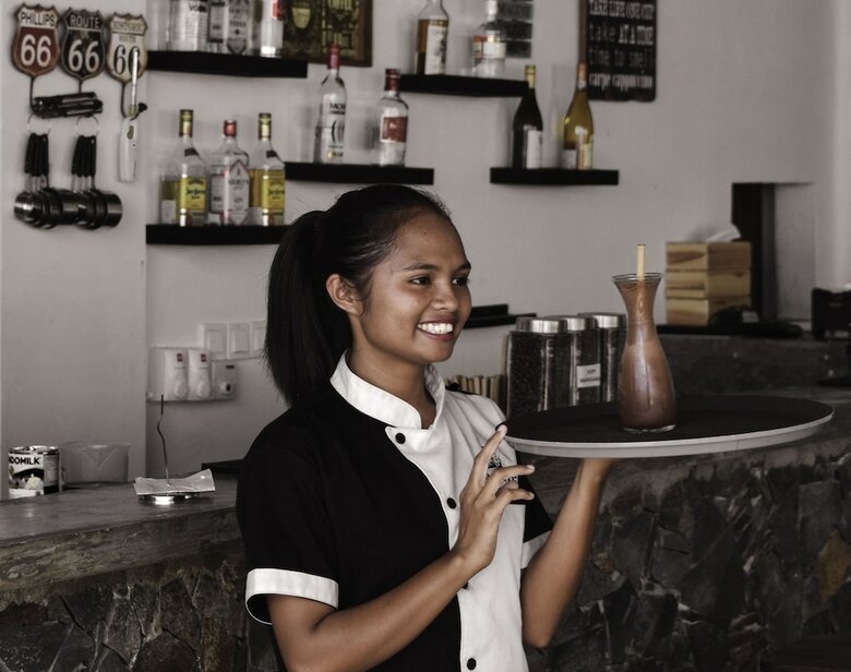 Bed & Breakfast La Cecile Hotel And Cafe Komodo