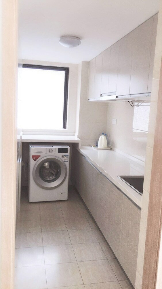 Apartments International Tomo