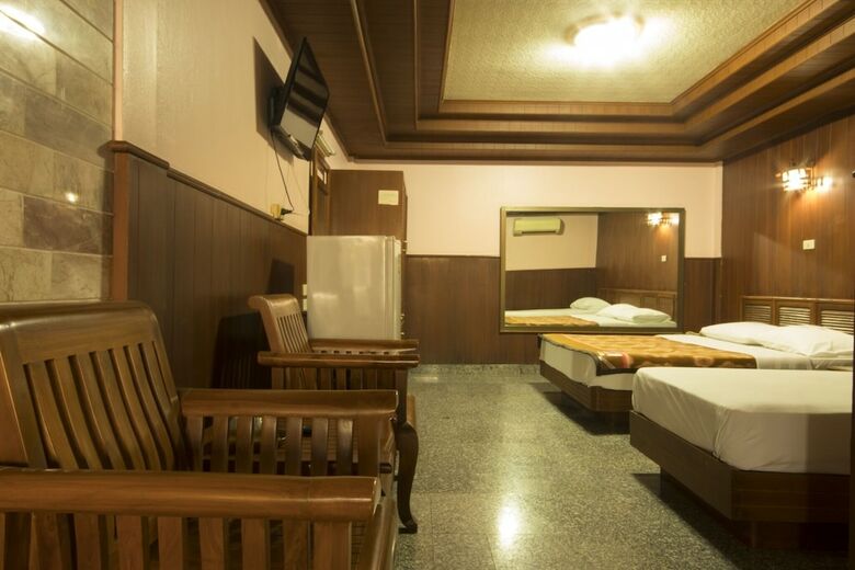 Salathai Hotel