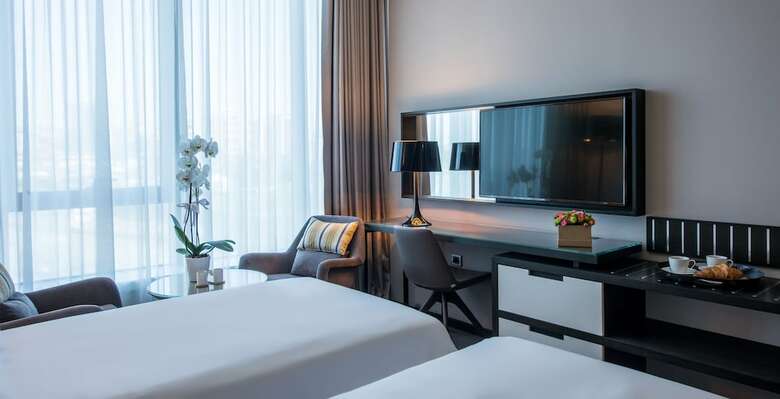 Hotel Centro Westside By Rotana