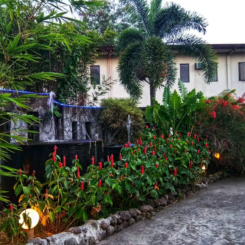 Asiatel Hotel, Sta. Rosa, Laguna