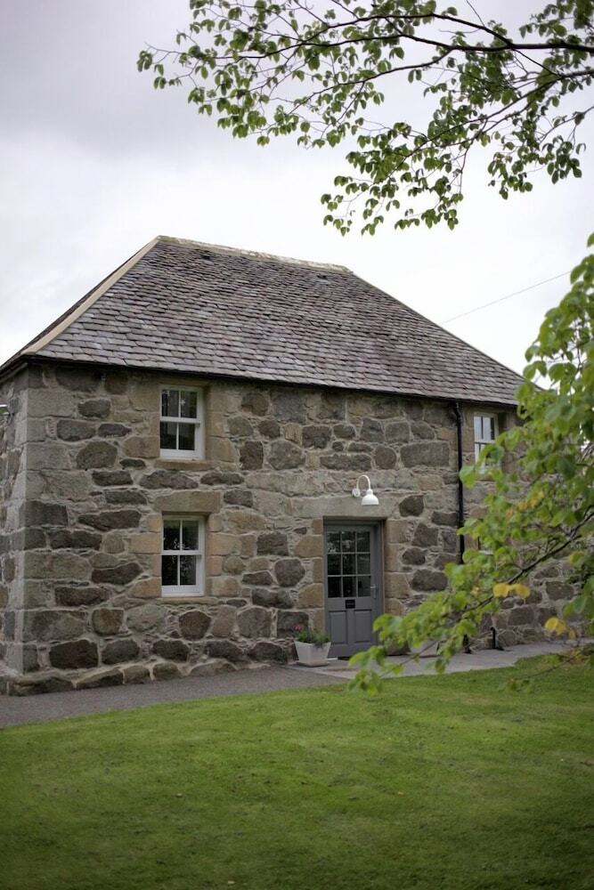 Posada The Lodges At Barra Castle
