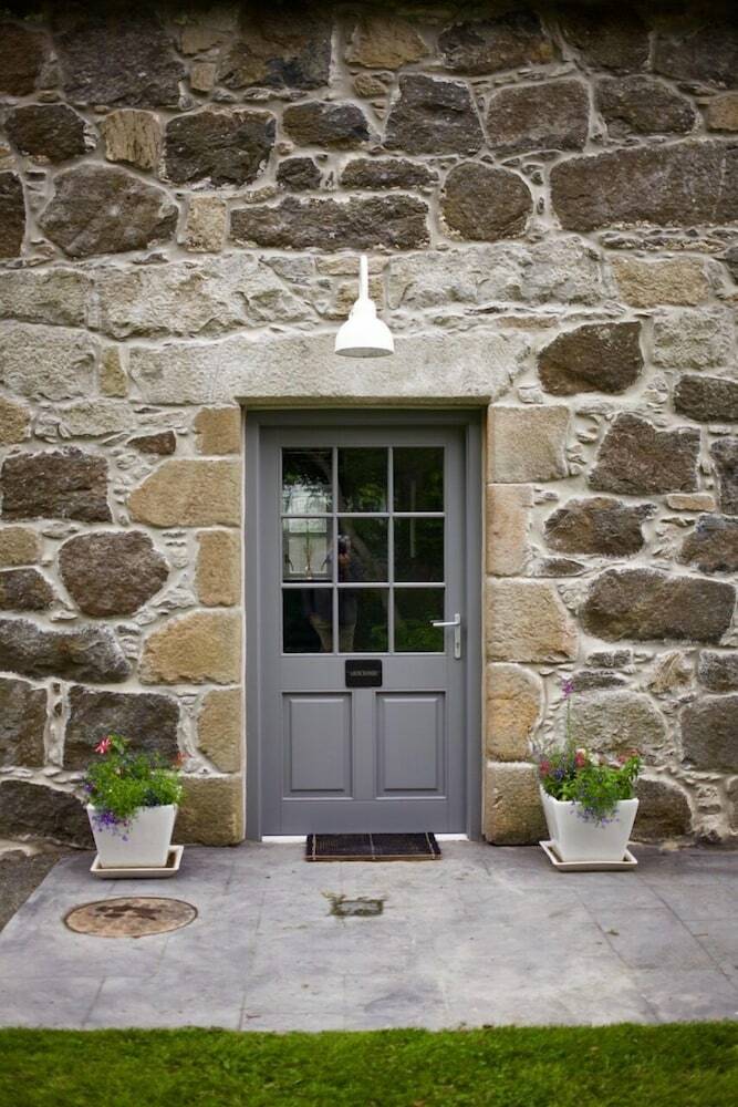 Posada The Lodges At Barra Castle