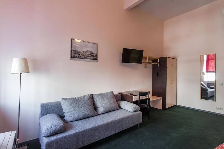 Hotel Democrat On Kamennoostrovsky 26-28