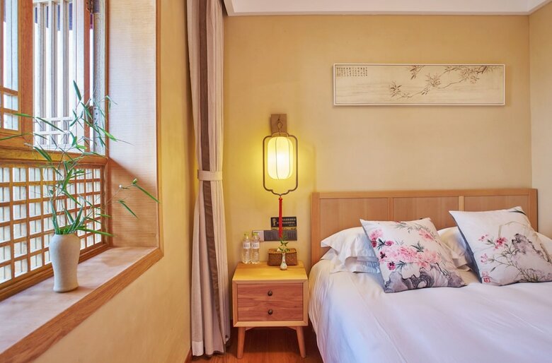Hotel Best Wishes West Lake Lnn