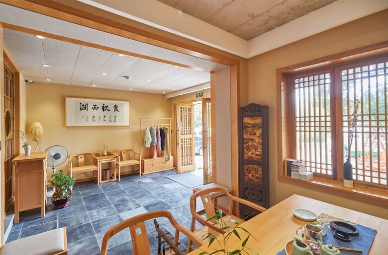 Hotel Best Wishes West Lake Lnn