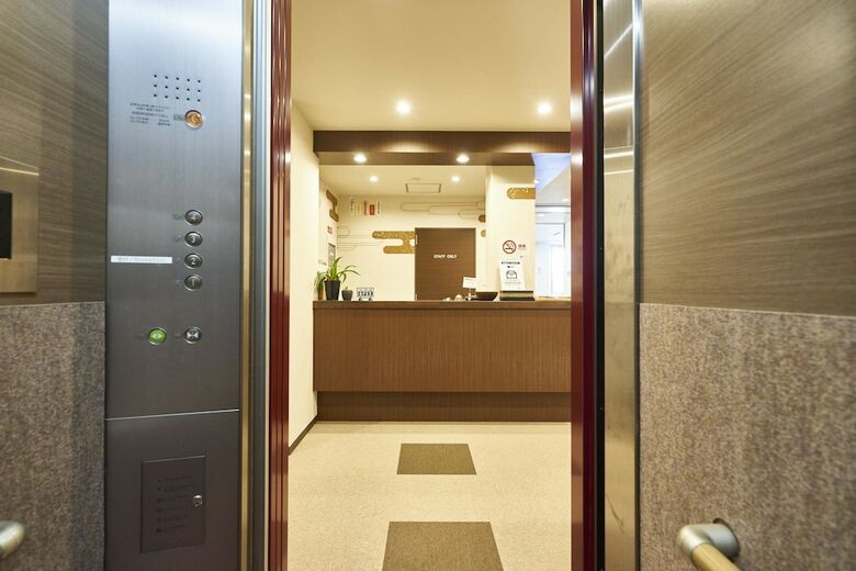 Hostal The Garden-hotel Premium To-ji - Hostel