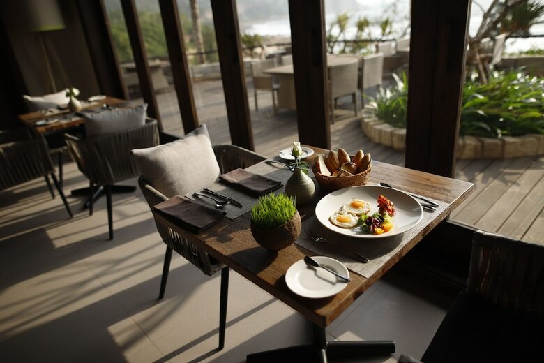 Hotel Crown Retreat Quy Nhon