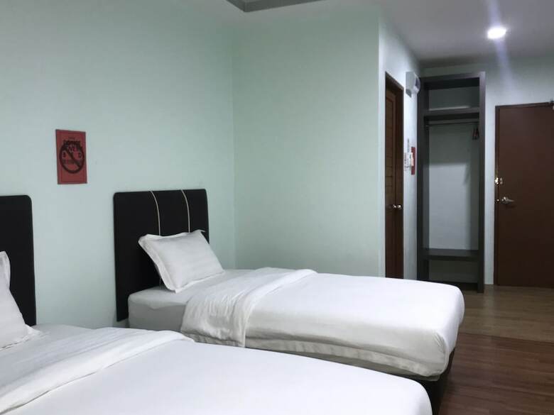 Hotel Oyo 89855 Salim Room