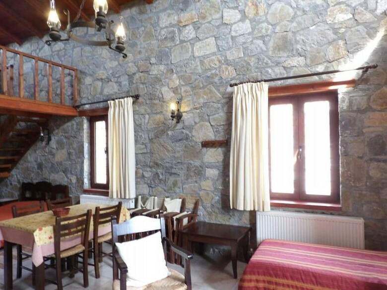 Hotel Arodamos Traditional Houses