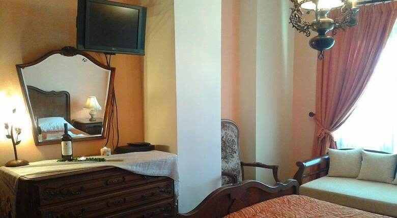 Hotel Smaragdi Luxury Apartments